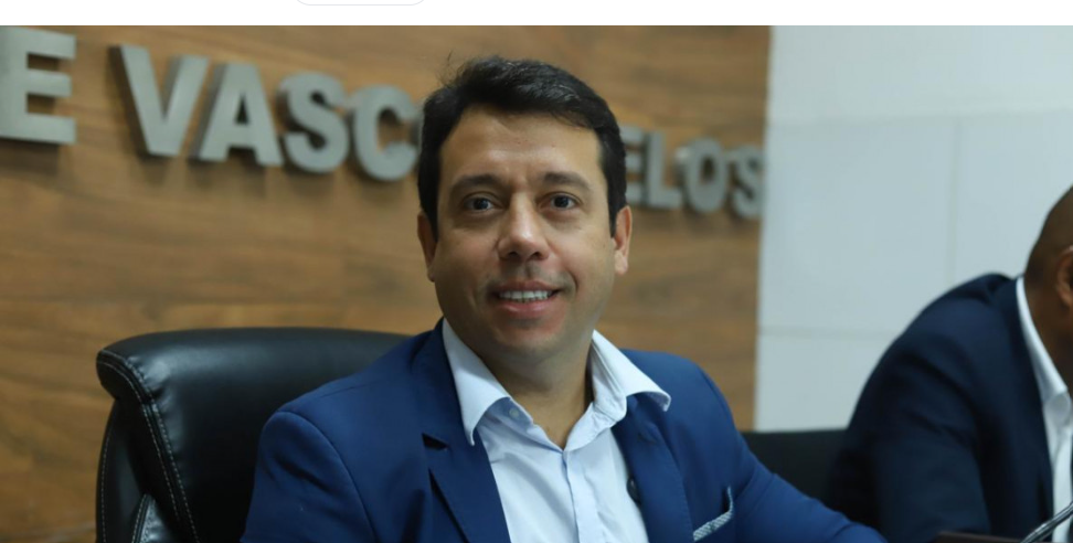 Leia mais sobre o artigo Presidente e vice da Câmara de Ipojuca são presos em saída de supermercado, no Recife