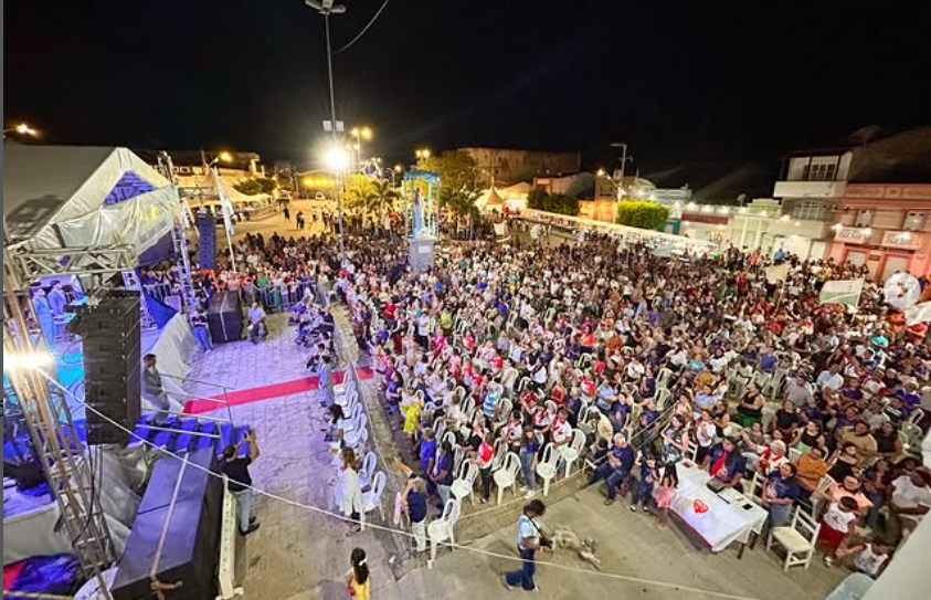 Leia mais sobre o artigo Sertânia encerra festa de Nossa Senhora da Conceição com programação especial nesta segunda (8)
