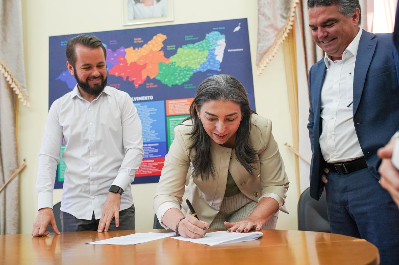 Leia mais sobre o artigo Em Dormentes, Adepe ampliará Pátio de Feiras e Eventos com aporte de R$ 4 milhões