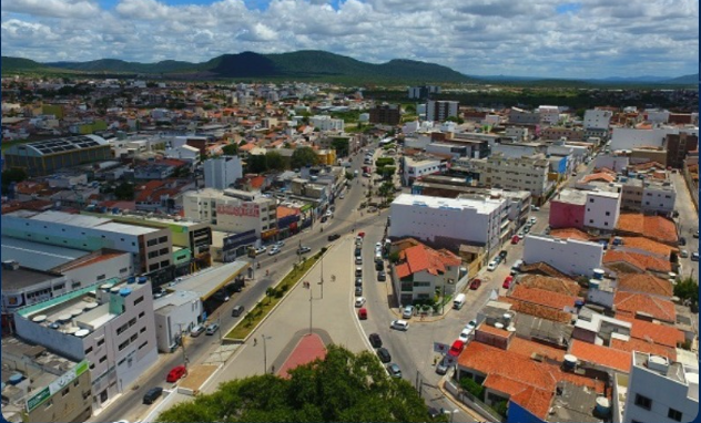 Leia mais sobre o artigo TCE-PE mantém contratos temporários de professores em Arcoverde e afasta suspensão imediata