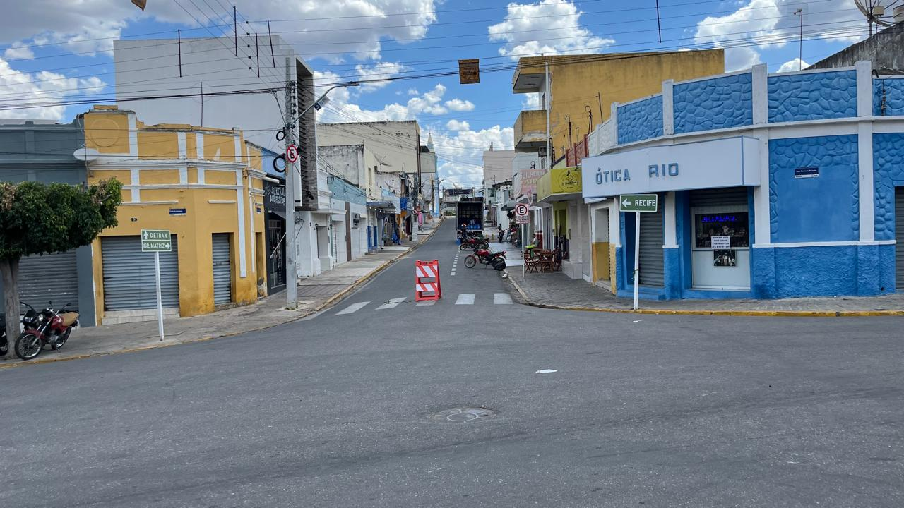 Leia mais sobre o artigo Prefeitura de Sertânia interdita ruas do centro para a Festa da Padroeira