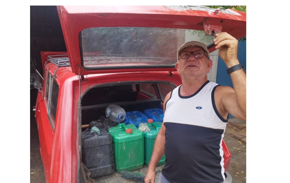 Leia mais sobre o artigo Atitude de professor em defesa do meio ambiente expõe descuido com áreas verdes em Sertânia